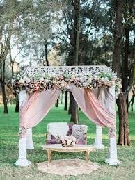 deco mariage exterieur, arche fleur ceremonie, arche fleuri ceremonie mariage, deco jardin boheme, deco mariage boheme, decoration mariage fleurs